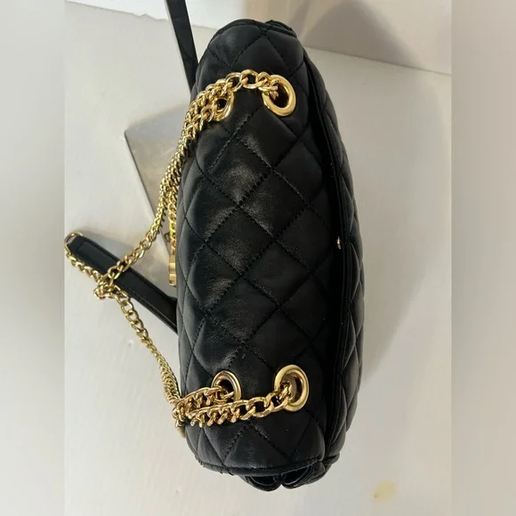 Michael Kors Vivianne Black Quilted Leather on chain Bag